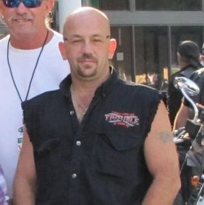 Meet your Posher, Raymond